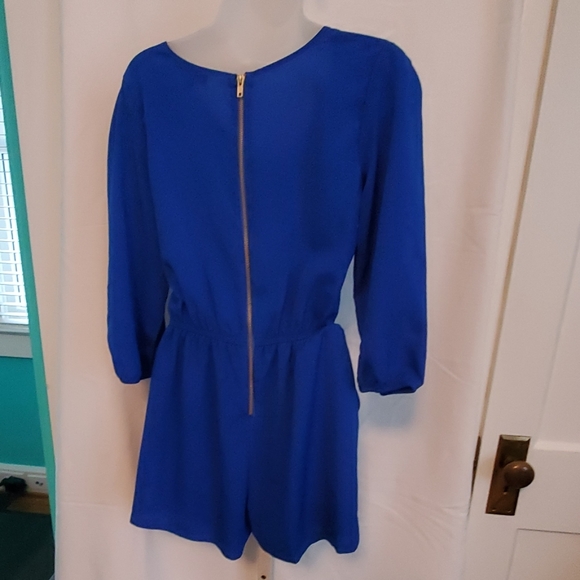 Short romper - Picture 2 of 2